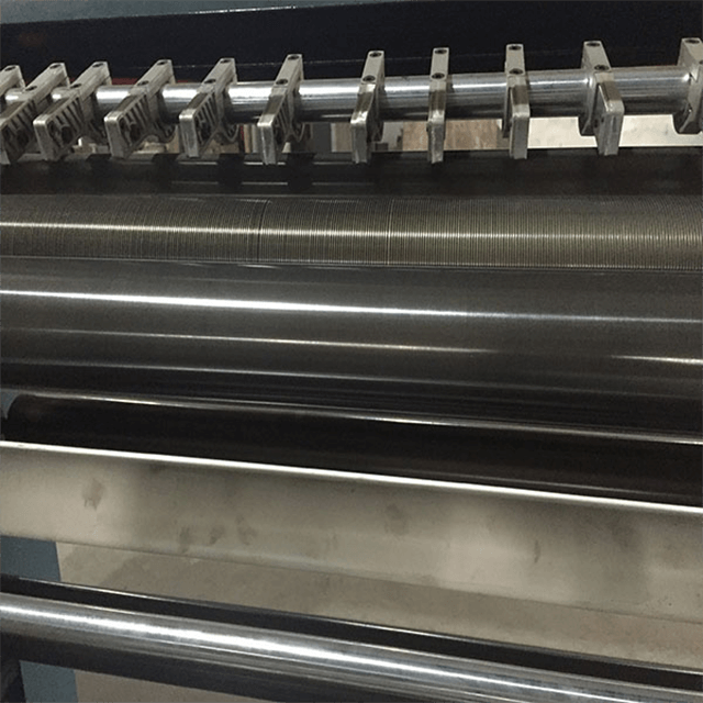 Máy cắt và cuộn lại có điều khiển bằng PLC tốc độ cao cho màng nhựa trong 200 M / phút